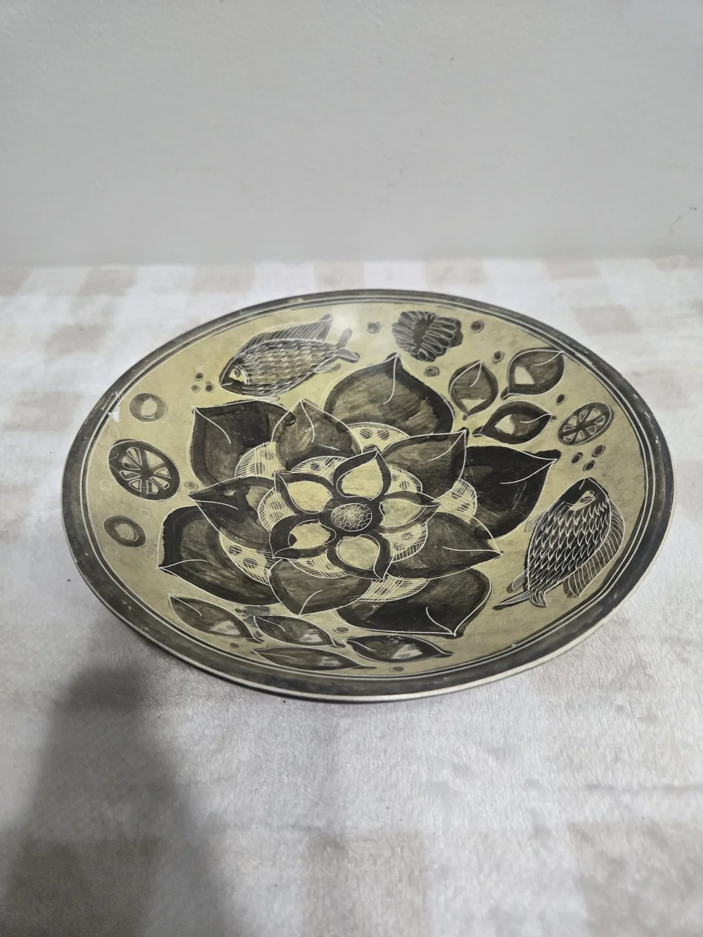 Ceramic Decorative Plate, Beige/Black Floral Fish Theme, Round 8 in